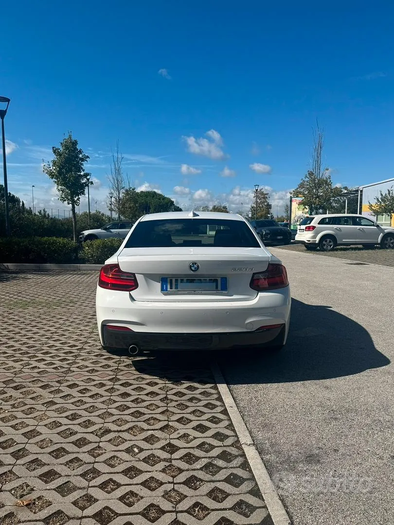 BMW 220D 2015 photo 2