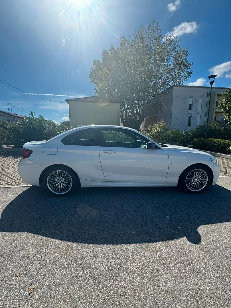 BMW 220D 2015 photo 3