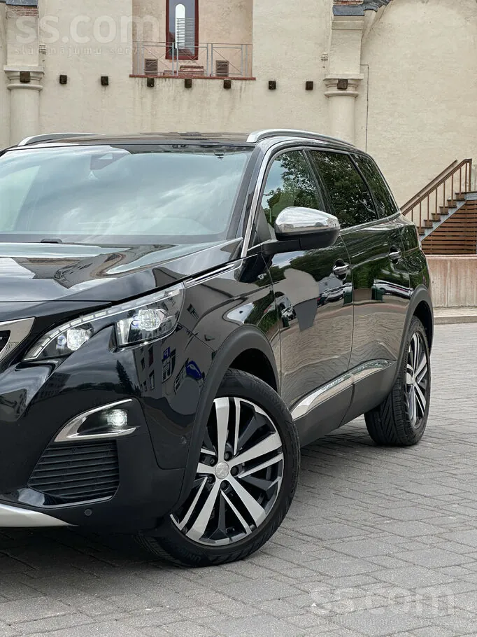 Peugeot 5008 2017 photo 5