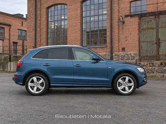 Audi Q5 2015 photo 2