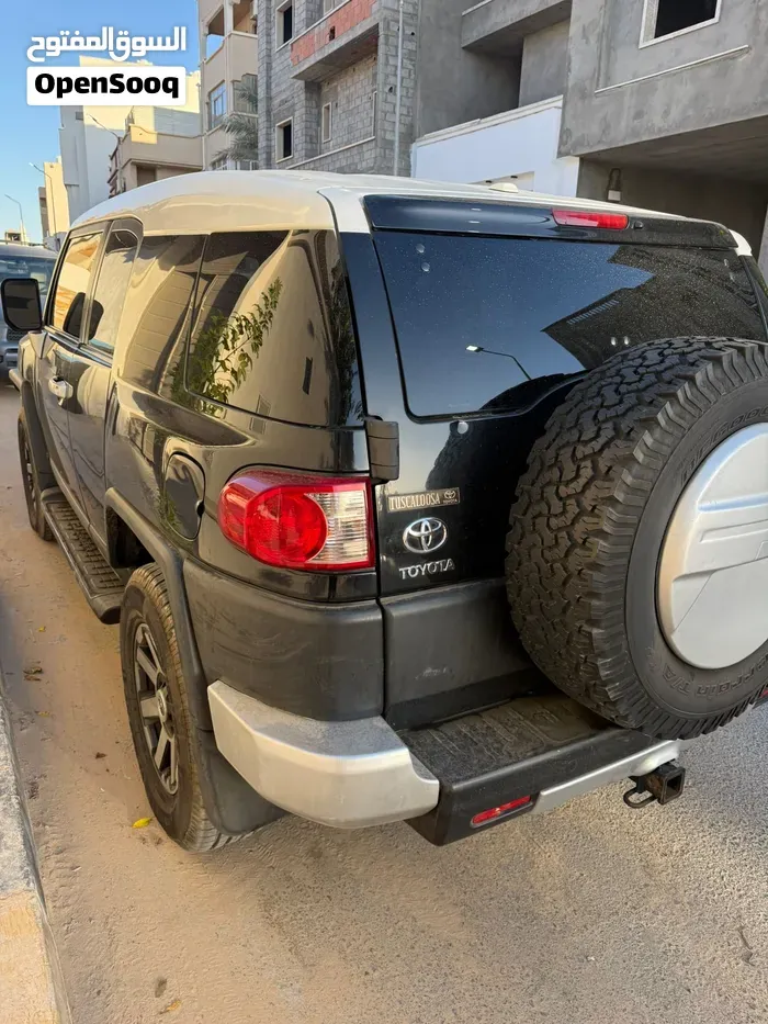 Toyota Fj 2008 photo 2