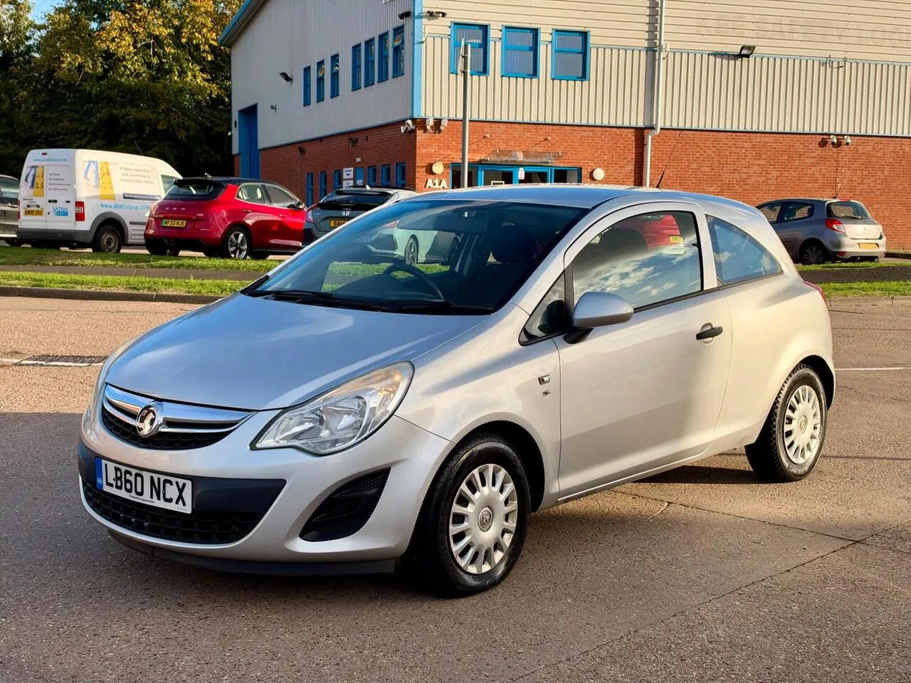 Vauxhall Corsa 2011 photo 5