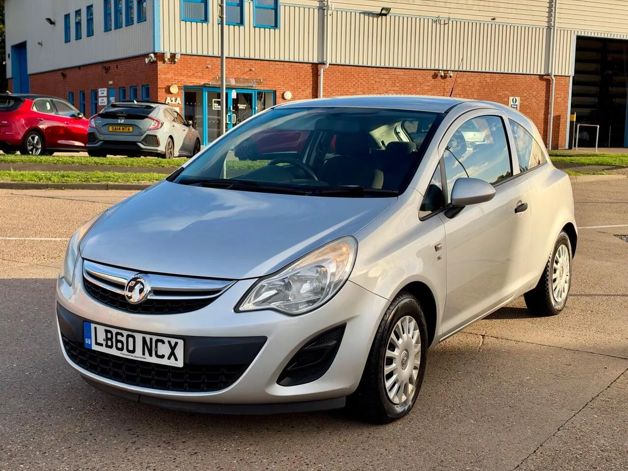 Vauxhall Corsa 2011 photo 4