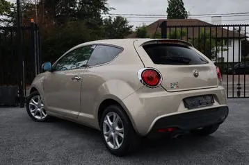 Alfa Romeo Mito 2010 photo 3