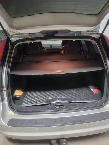 Volvo V50 2011 photo 4