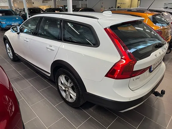 Volvo V90 Cross Country 2018 photo 5