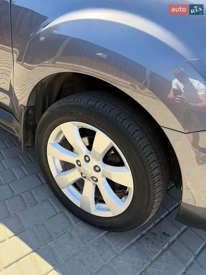 Mitsubishi Outlander 2010 photo 5