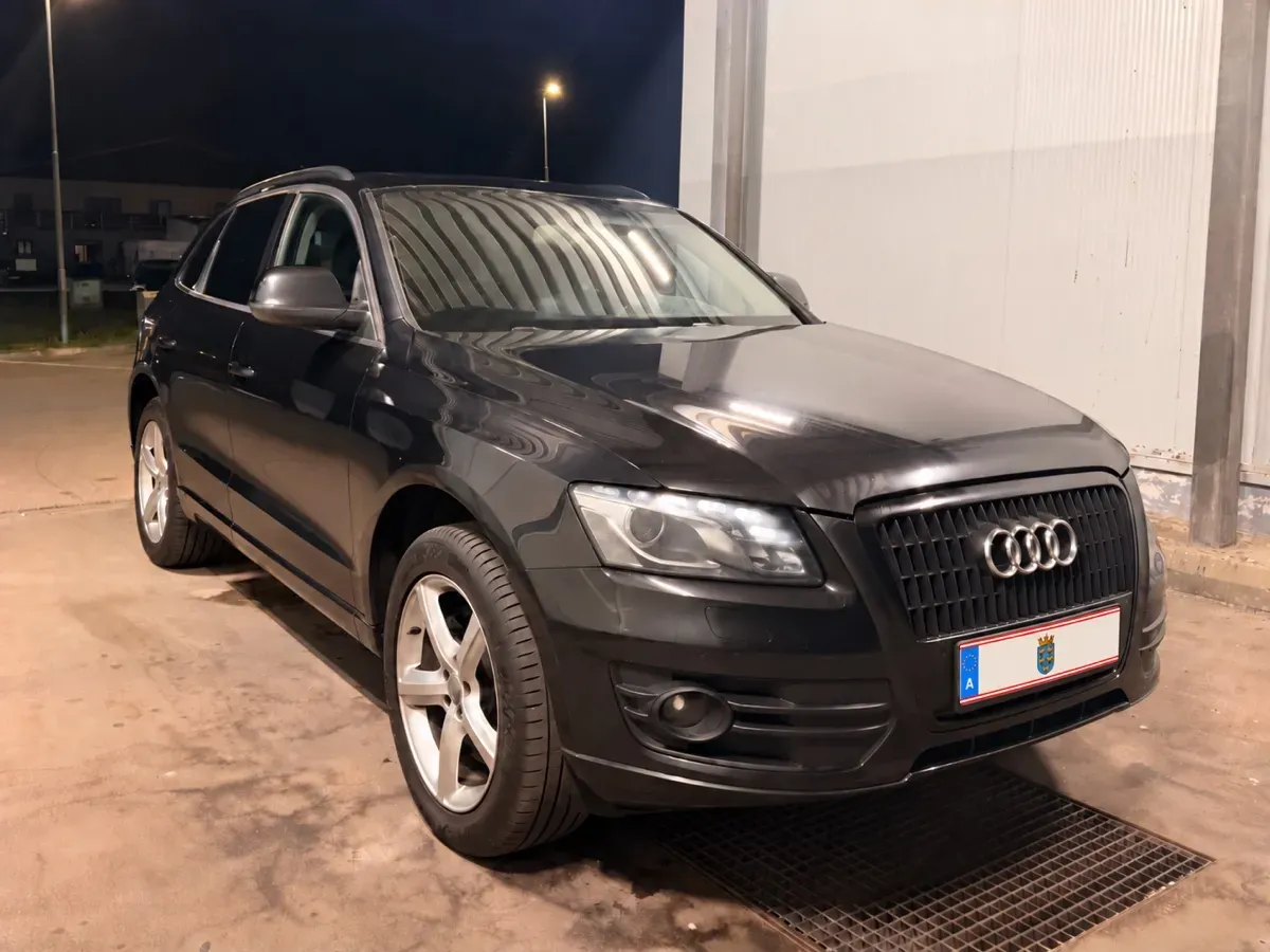 Audi Q5 2012 photo 2