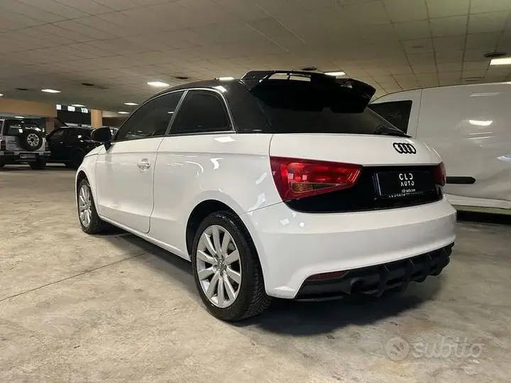 Audi A1 2015 photo 2