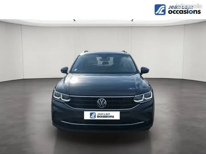 Volkswagen Tiguan 2022 photo 2