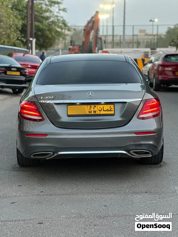 Mercedes-Benz E-Class 2017 photo 2