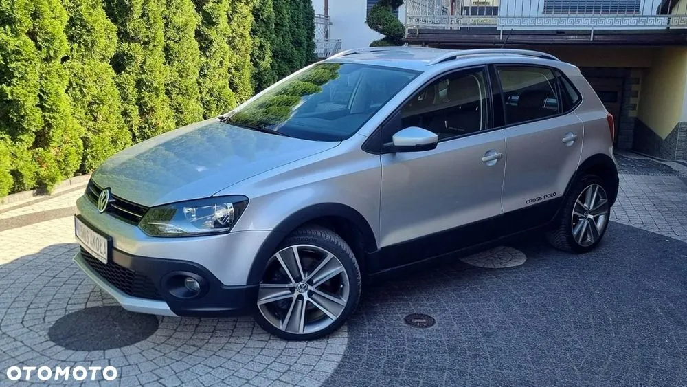 Volkswagen Polo Cross 2011 photo 2