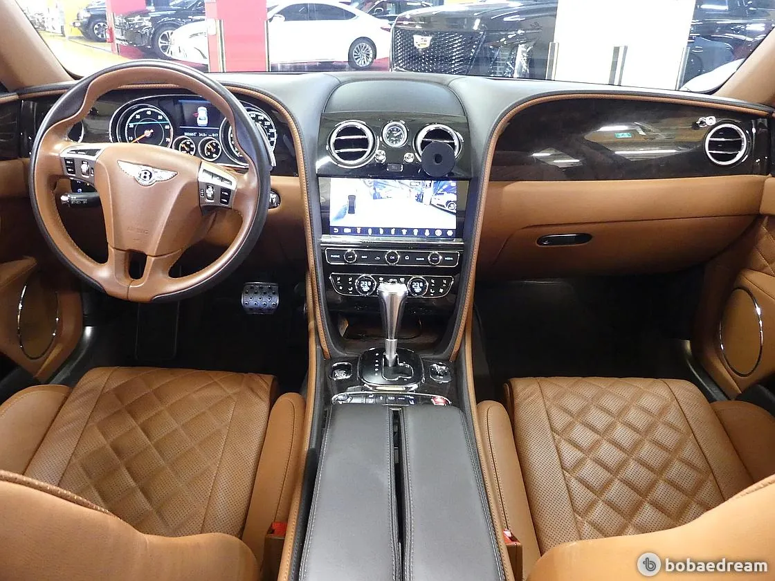 Bentley Flying Spur 2018 photo 4