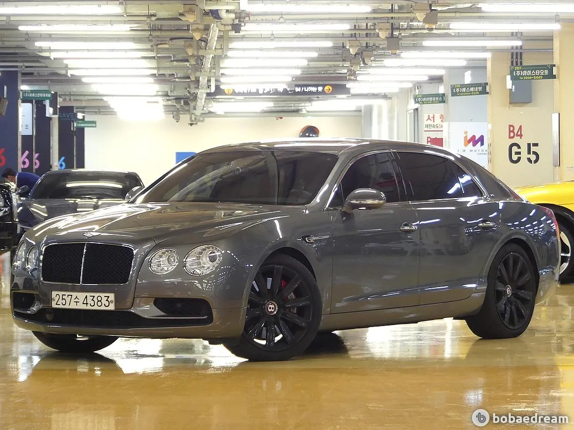 Bentley Flying Spur 2018 photo 2