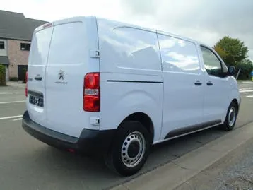 Peugeot Expert 2022 photo 2