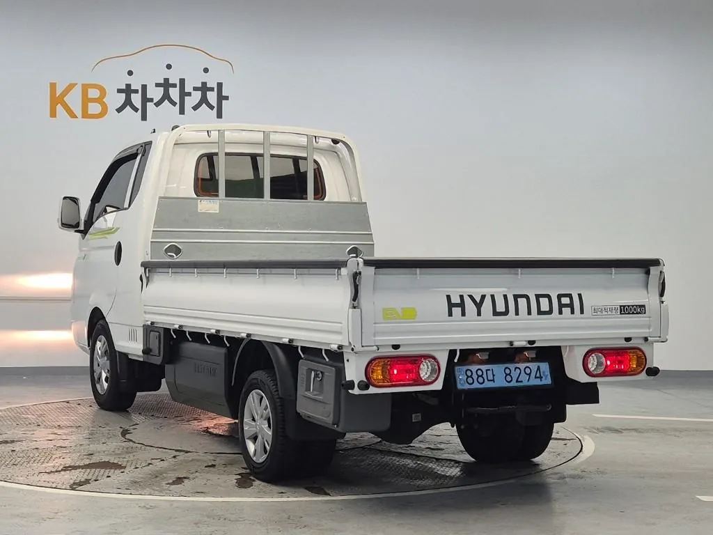 Hyundai Porter 2023 photo 2