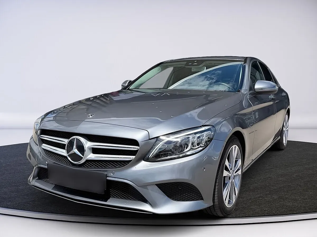Mercedes-Benz C-Class 2020 photo 3