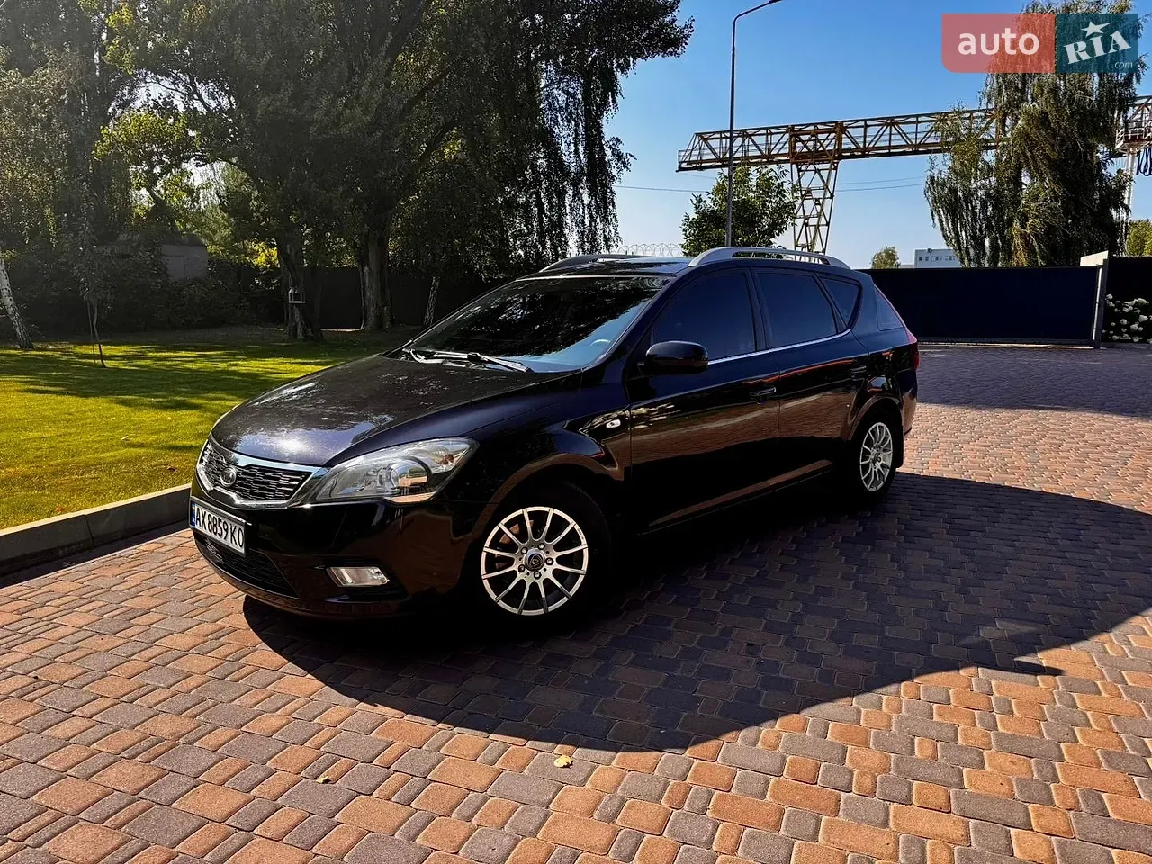 Kia Ceed 2011 photo 3
