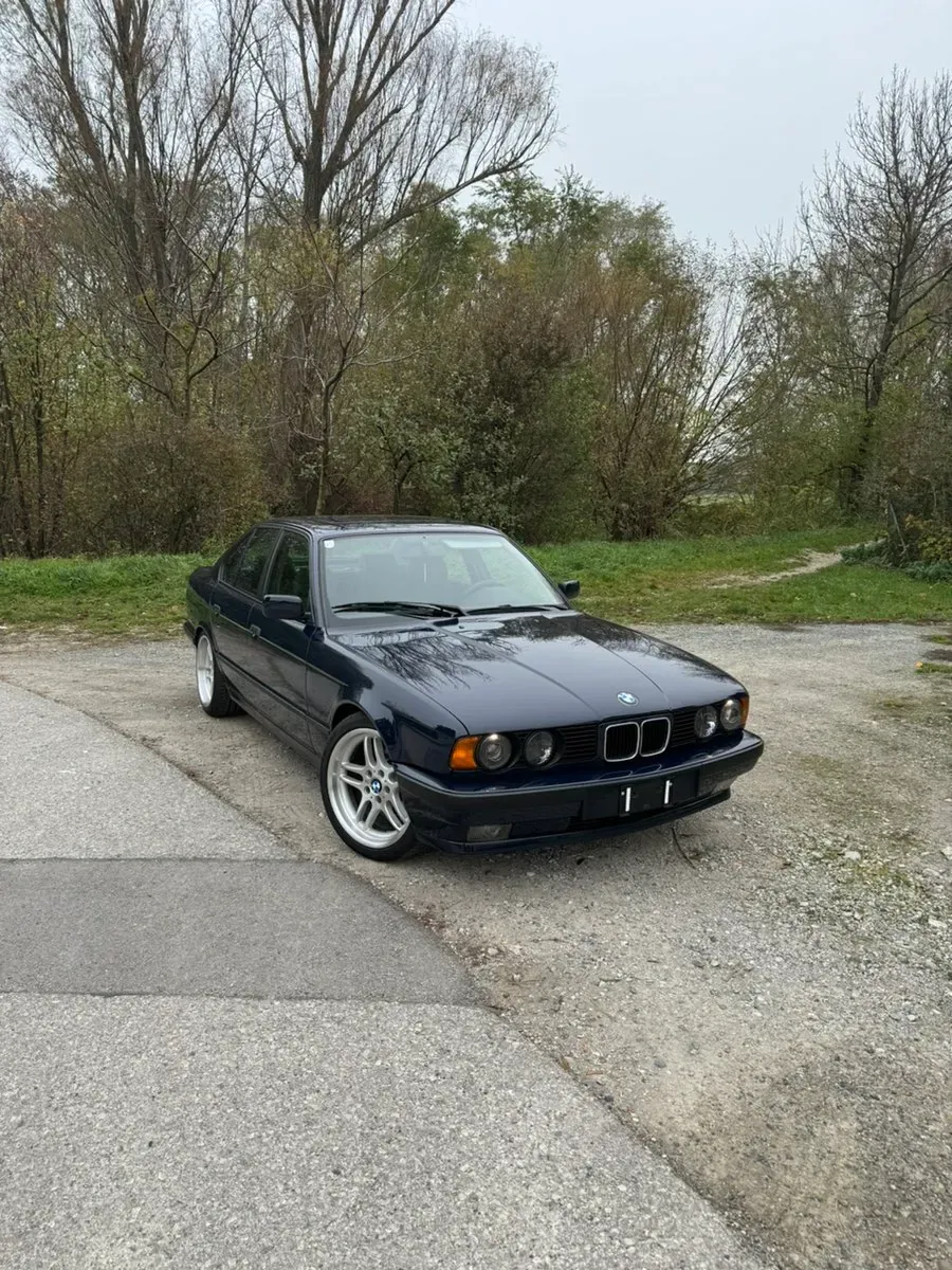 BMW 5 Series 1993 photo 3