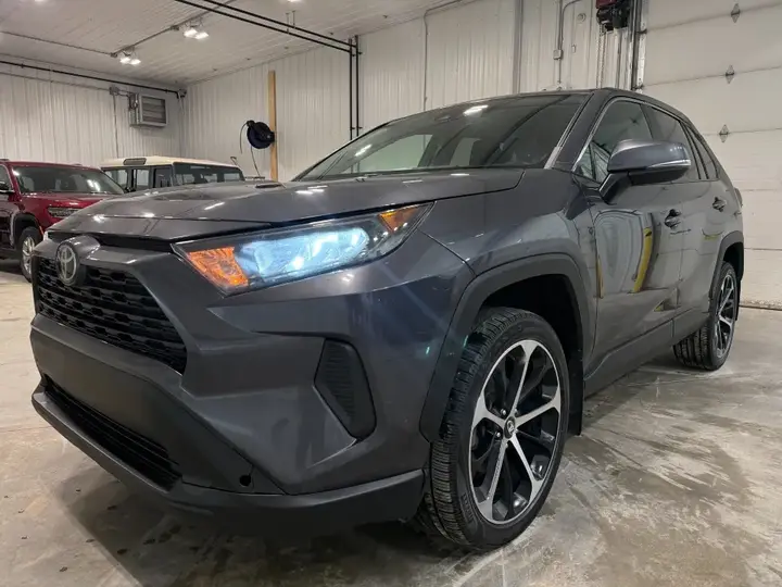 Toyota Rav4 2022 photo 4