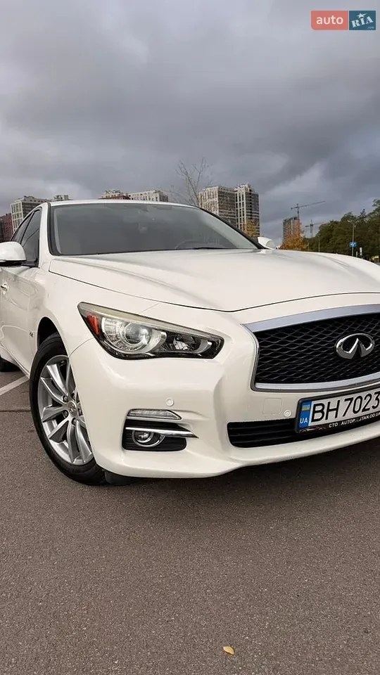 Infiniti Q50 2016 photo 3