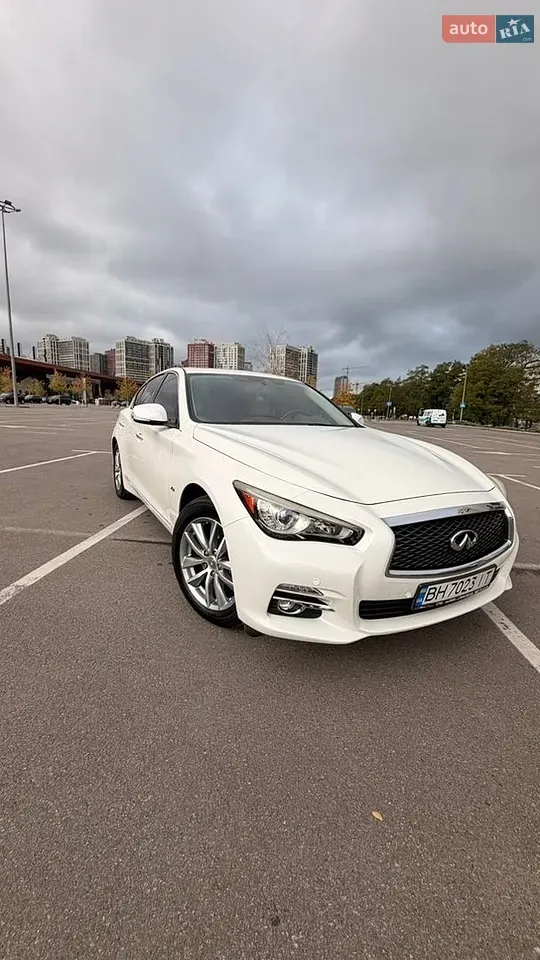 Infiniti Q50 2016 photo 4
