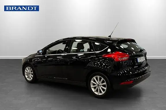 Ford Focus 2017 photo 2