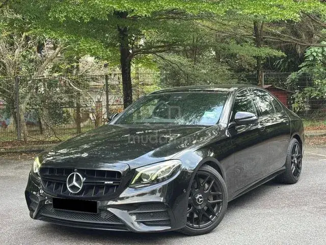 Mercedes-Benz E300