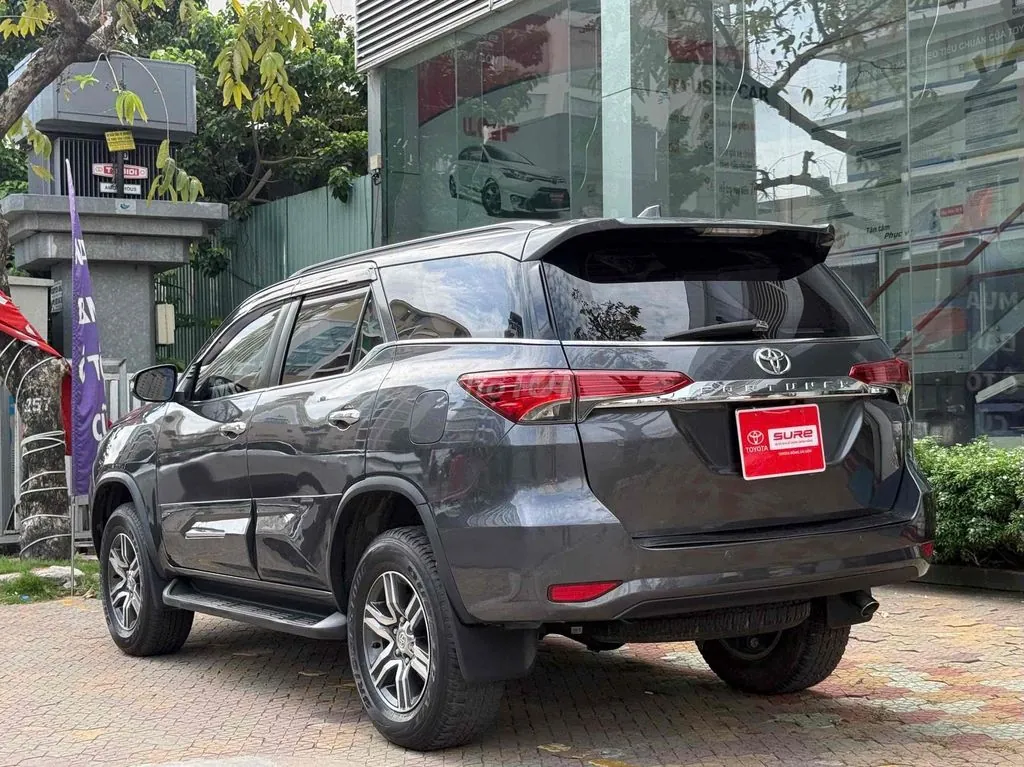 Toyota Fortuner 2017 photo 4