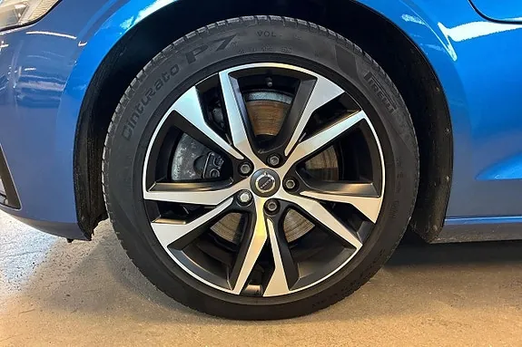 Volvo V60 2019 photo 4