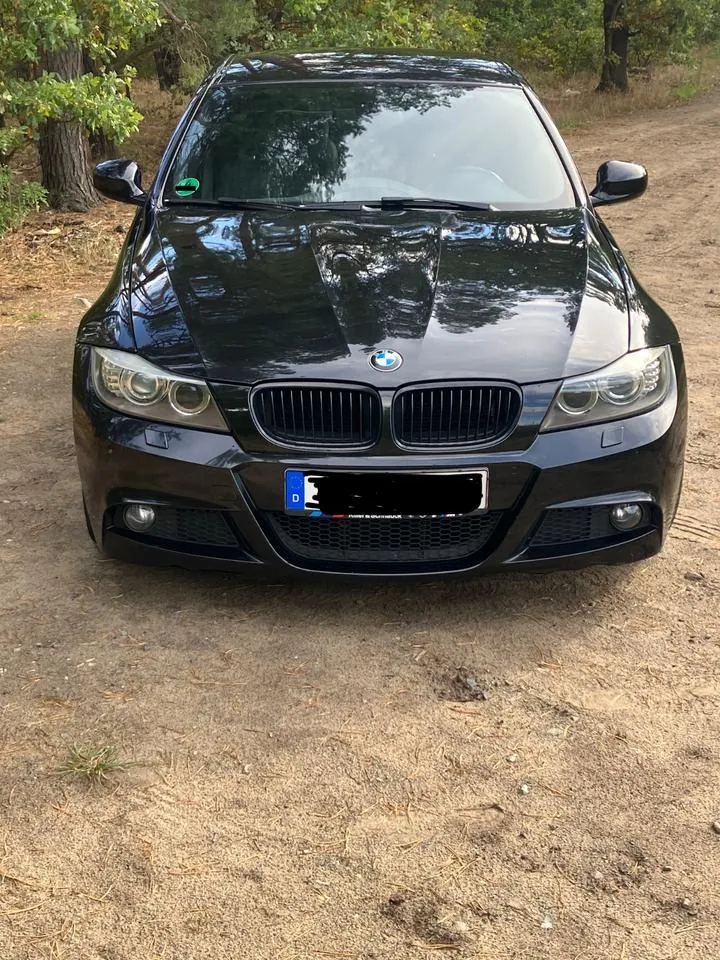 BMW 320I E90