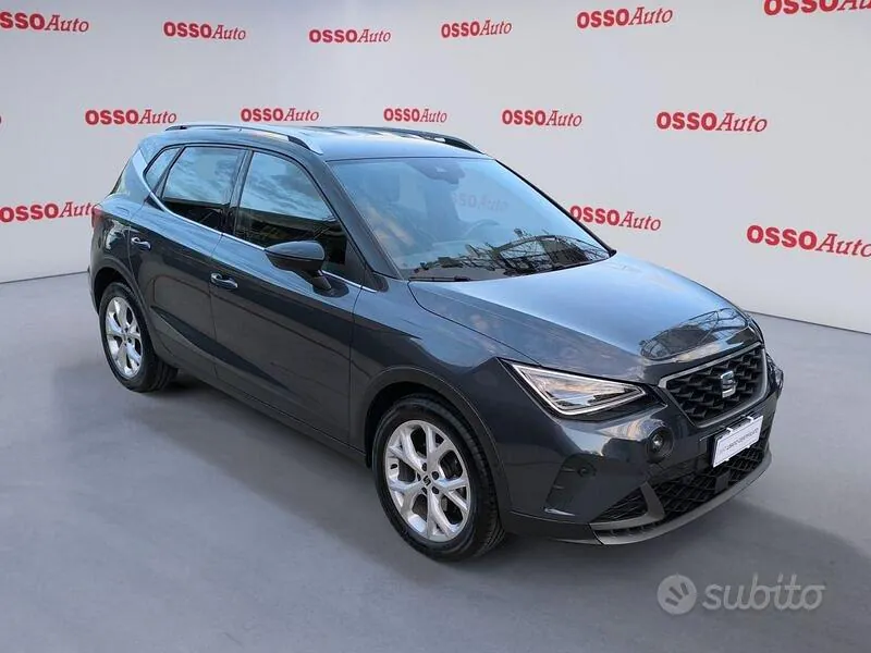 Seat Arona 2025 photo 2