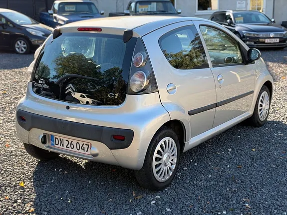 Citroen C1 2010 photo 3