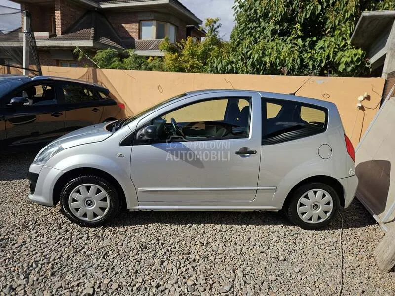 Citroen C2 2010 photo 4