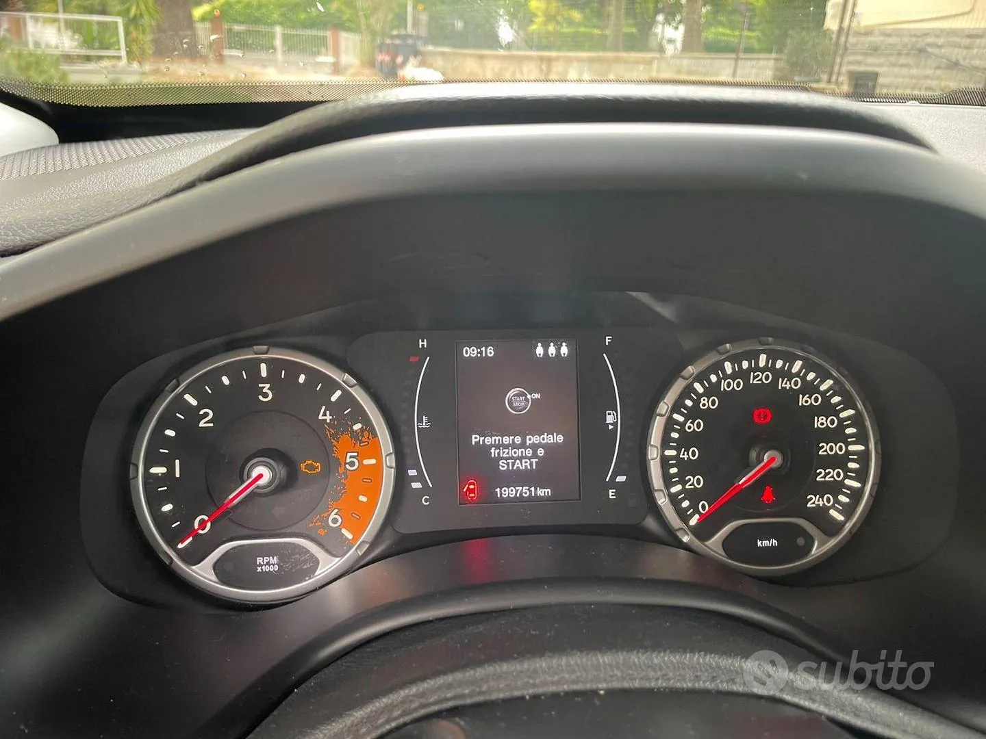 Jeep Renegade 2017 photo 4