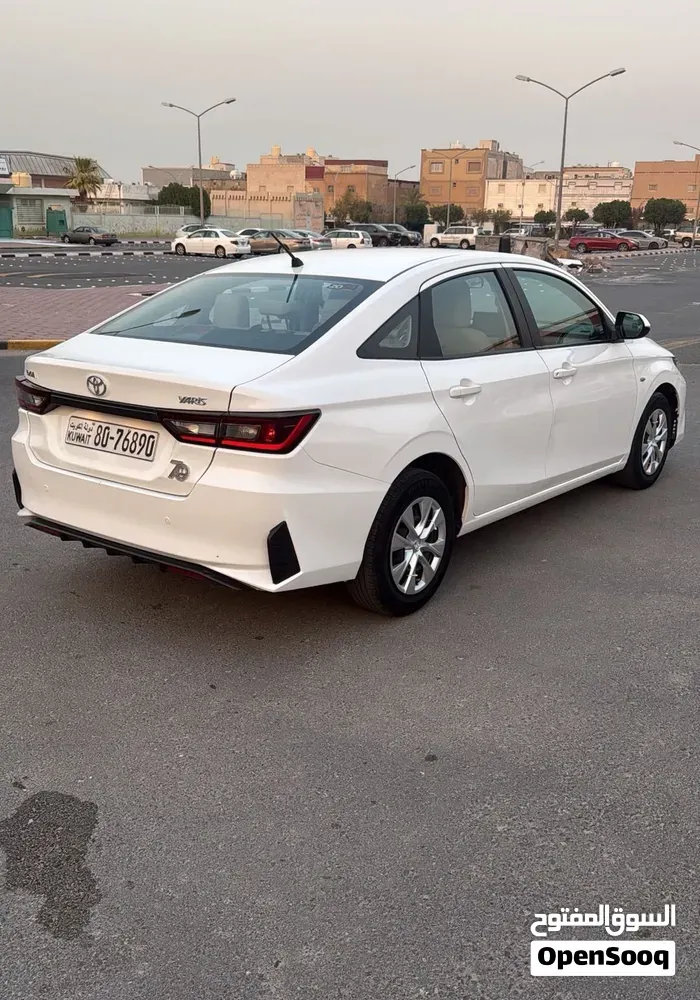 Toyota Yaris 2024 photo 3