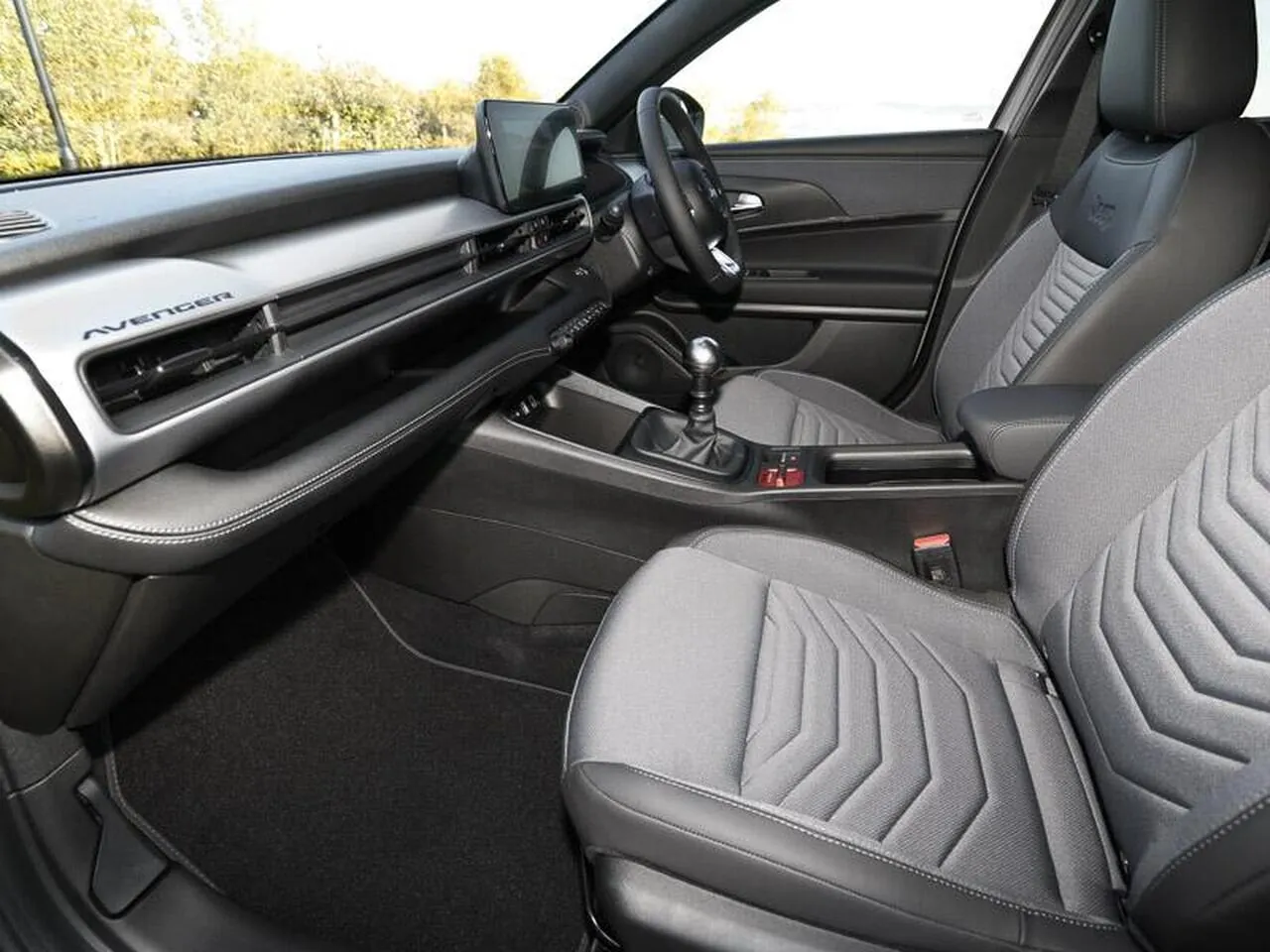 Jeep Avenger 2026 photo 5