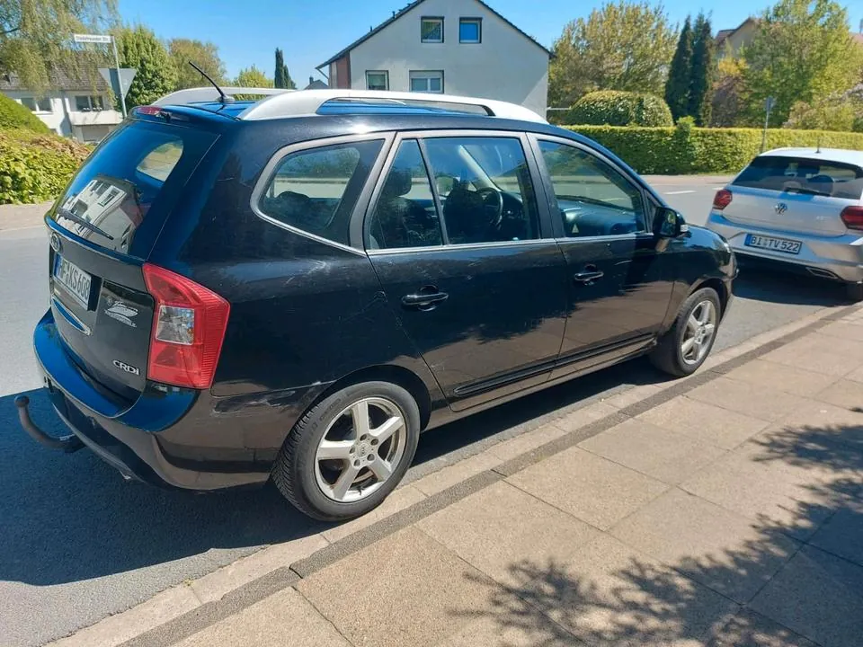 Kia Carrens