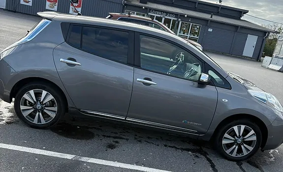 Nissan Leaf 2014 photo 3