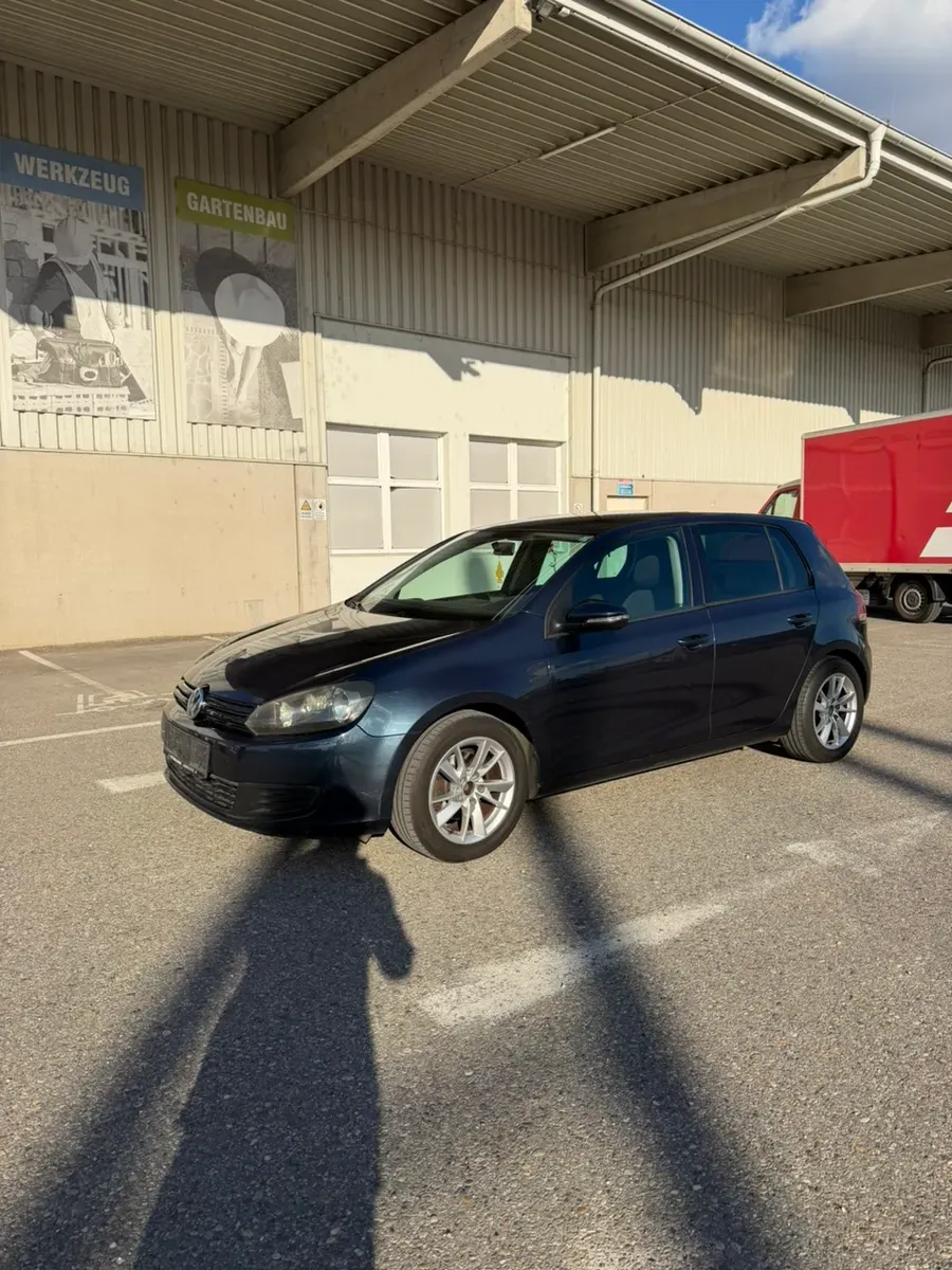 Volkswagen Golf 2009 photo 2