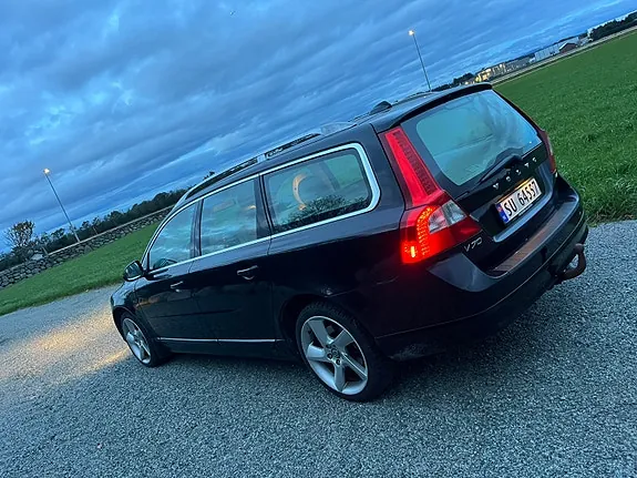 Volvo V70 2008 photo 3