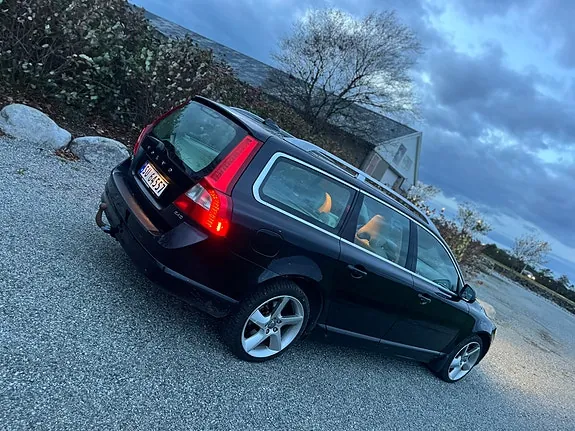 Volvo V70 2008 photo 4