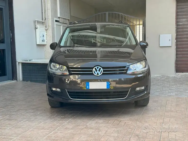 Volkswagen Sharan 2014 photo 2