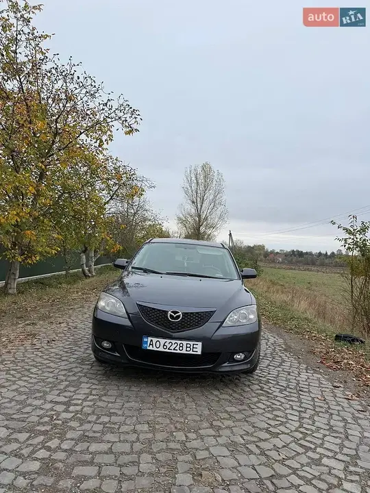 Mazda 3 2006 photo 2