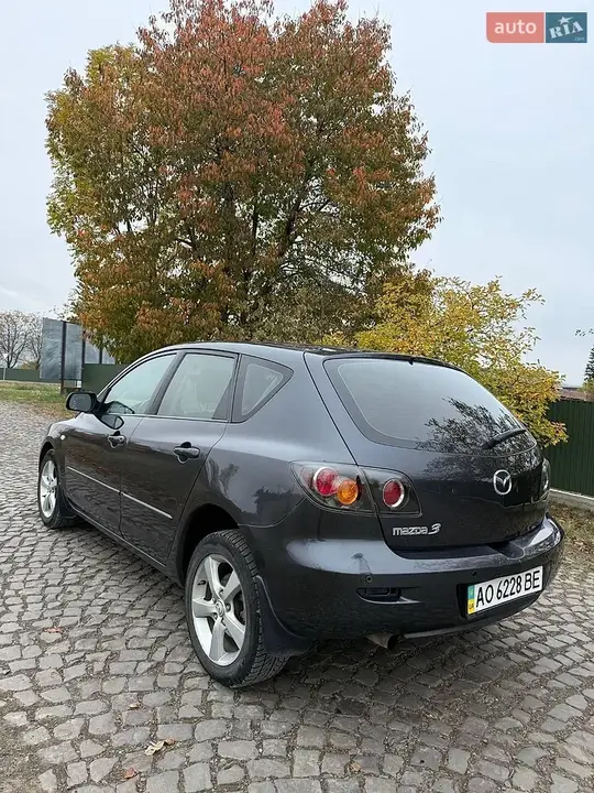 Mazda 3 2006 photo 3
