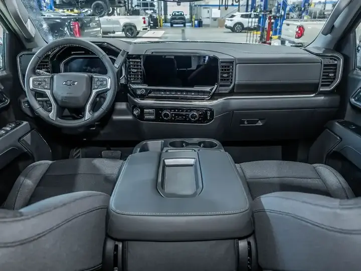 Chevrolet Silverado 1500 2026 photo 4