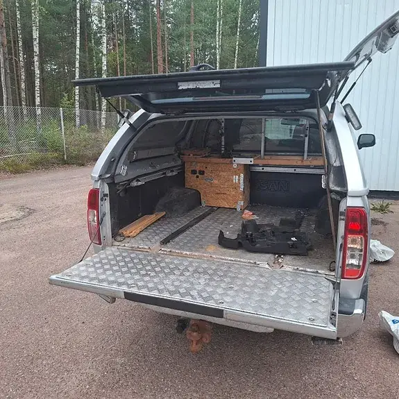 Nissan Navara 2012 photo 4