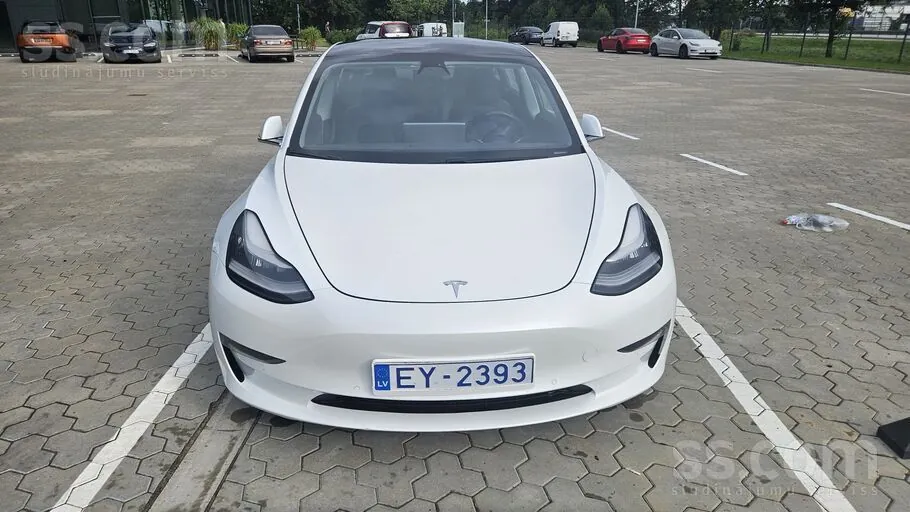 Tesla Model 3 2019 photo 2