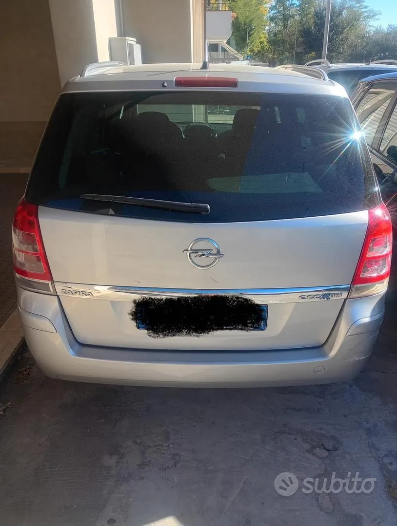 Opel Zafira 2015 photo 3
