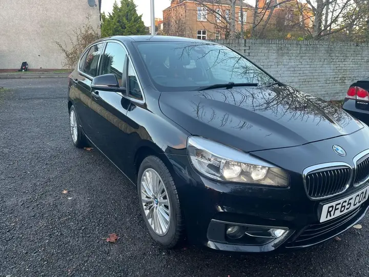 BMW 2 Series Active Tourer 2015 photo 2